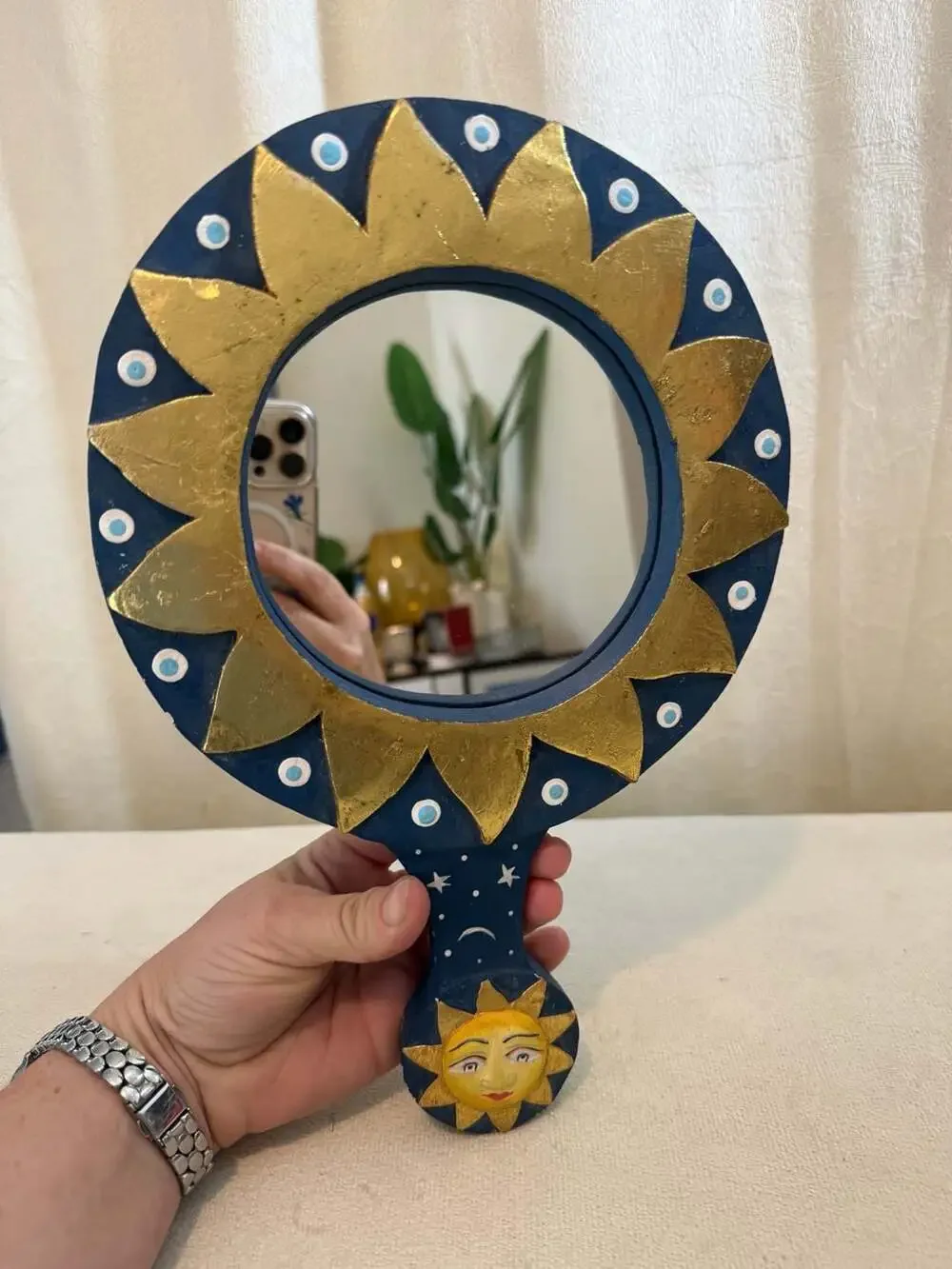 Handmade/Artisan hand painted